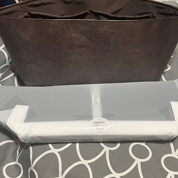 Bag organizer insert. - Picture 7 of 9